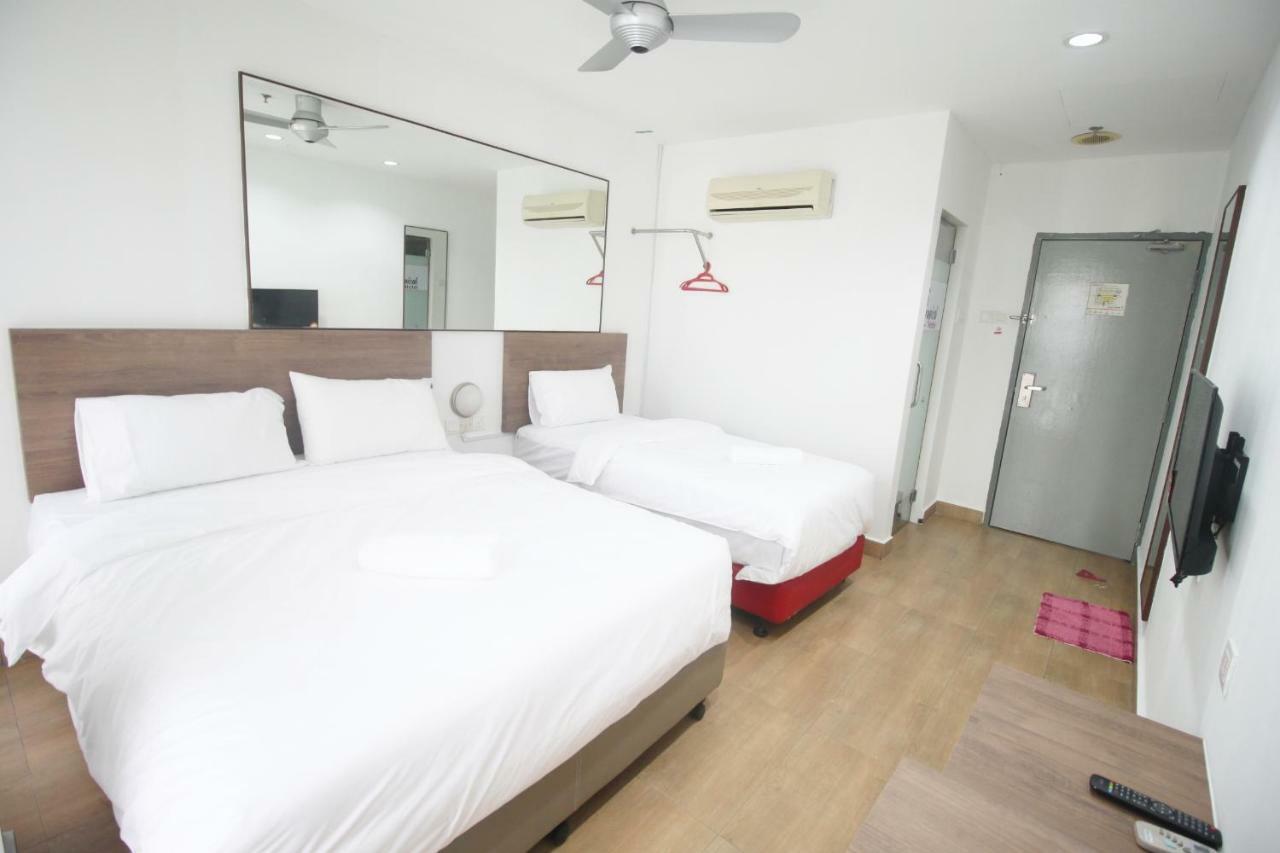 Tropical Hotel Kota Damansara Exterior foto